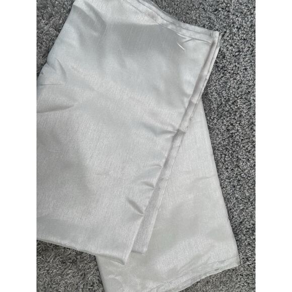 Silver Window Curtains 2pc Set Casual Any Room Home Decor 37in X 85in New - Picture 3 of 9